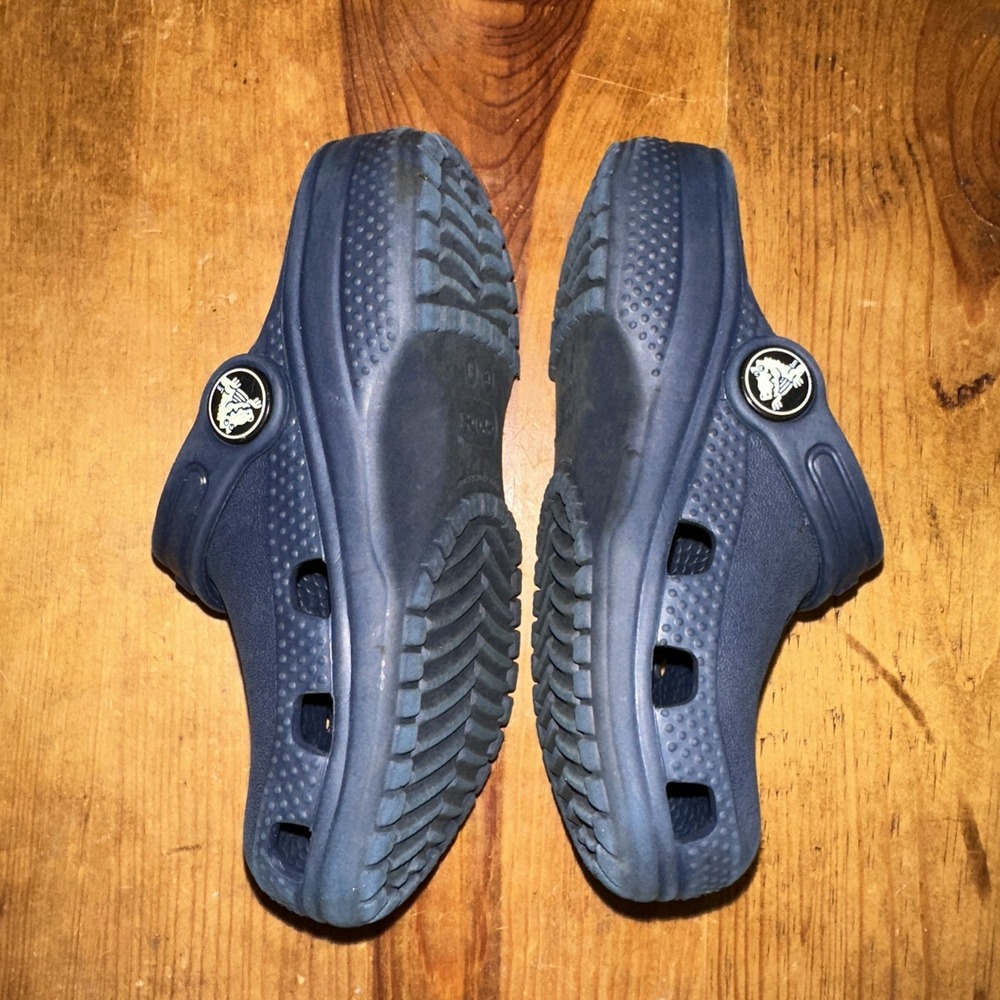 Crocs Classic Clogs Slip On Sandals Kids Toddlers Children's Size 8 Navy Blue - Picture 2 of 5